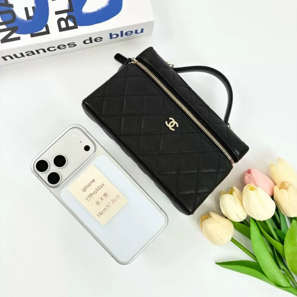 Chanel Women Pre-Loved Bag Very Good Condition